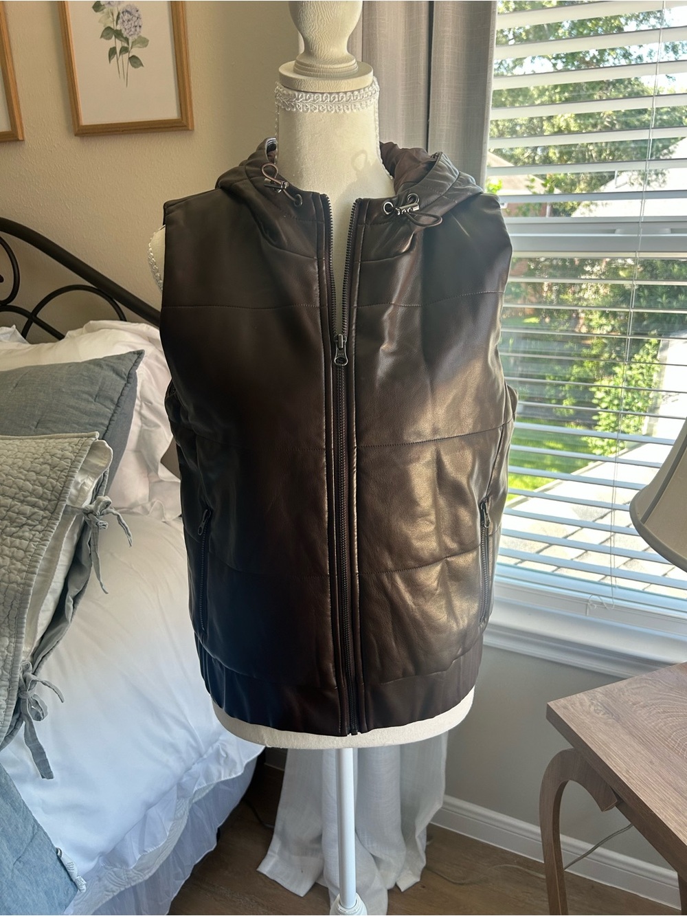J. Society Women's Hooded Faux Leather Puffer Vest Sz Small